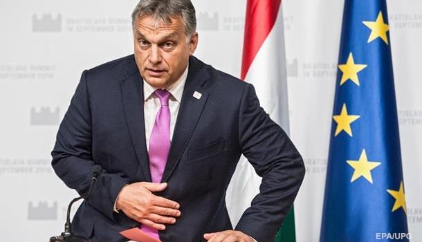 Честно и коротко: Орбан назвал мигрантов «мусульманскими захватчиками»