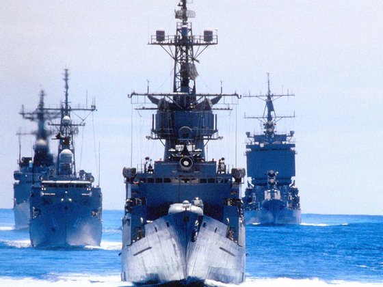 Русский флот поиздевался над НАТО после новогоднего загула