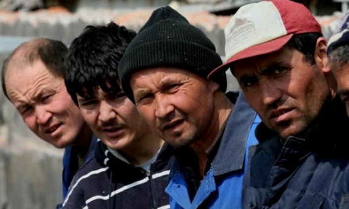 Таджикские мигранты возрождают русские деревни – это ли не дружба народов?