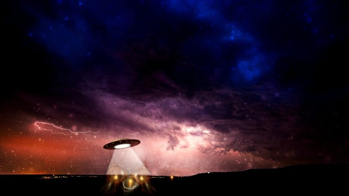 Уфологи заметили НЛО над аномальной Зоной-51 в США
