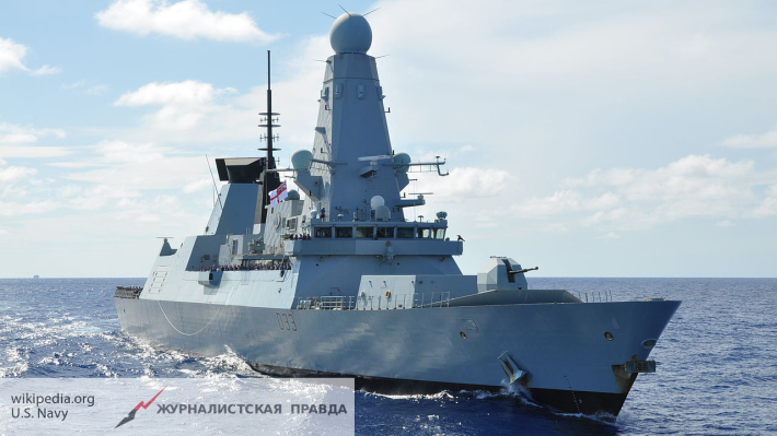 Эксперт: эсминец Великобритании вошел в Черное море с целью провокации