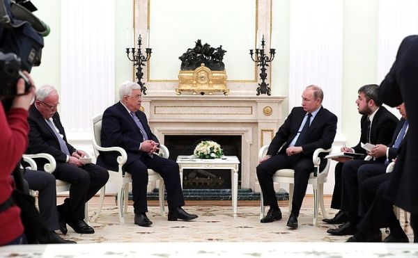 М. Аббас в Москве официально лишает США роли посредника в ближневосточном урегулировании