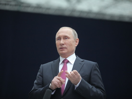 Владимир Путин одобрил финансирование НКО на 8 млрд рублей