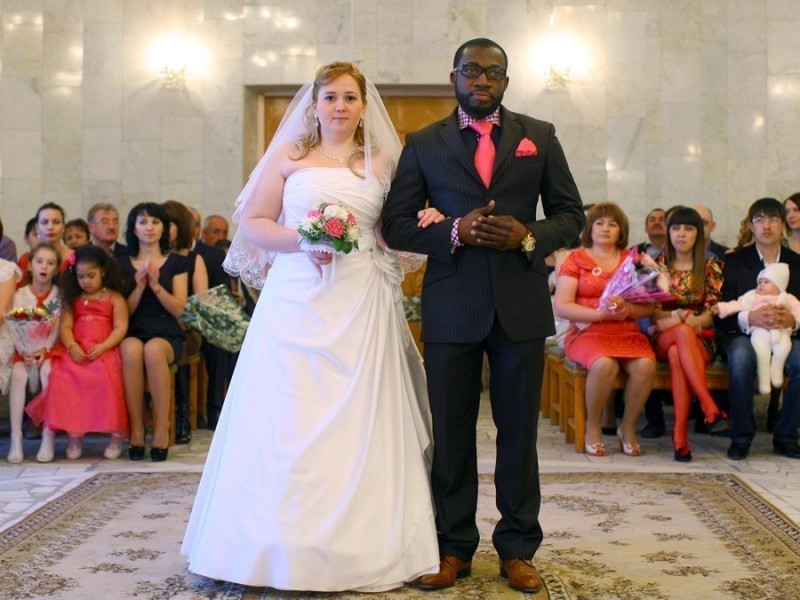 Десять причин отказаться выходить замуж за иностранца
