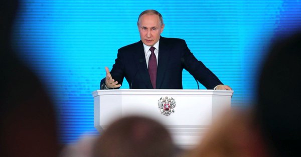 "Путин бросает вызов". Мир о послании президента к Федеральному собранию. Самое интересное
