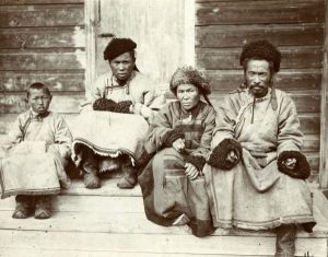 Знакомимся с Россией: Странные и удивительные традиции народа Тувы!
