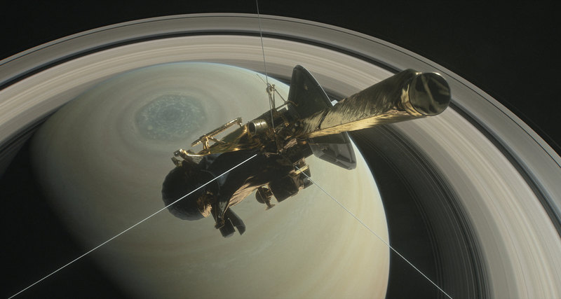 Cassini пройдет в рекордной близости от облаков Сатурна
