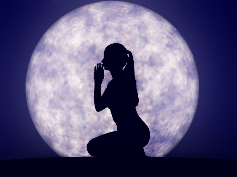 «Колдунья Луна», или как на нас влияет полнолуние?