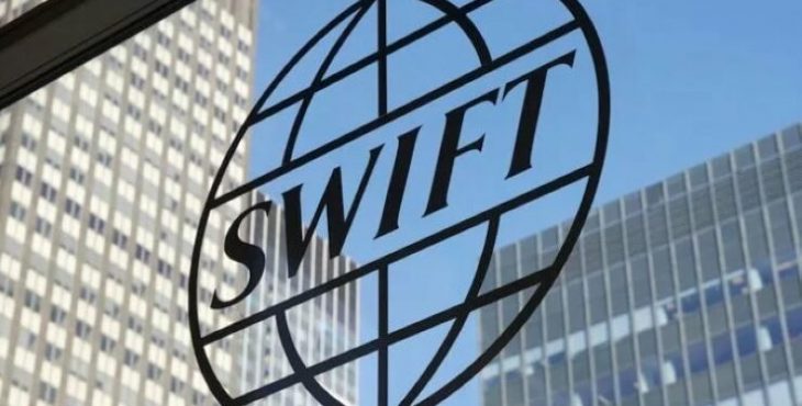 Москва готовится к самому худшему: отключение от системы SWIFT