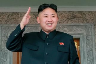 Ким Чен Ын отложил ракетный пуск в направлении Гуама