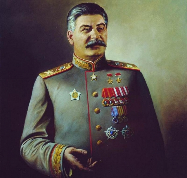 «Сталин возмущает, а центр Ельцина одобряют»: скандал на Урале