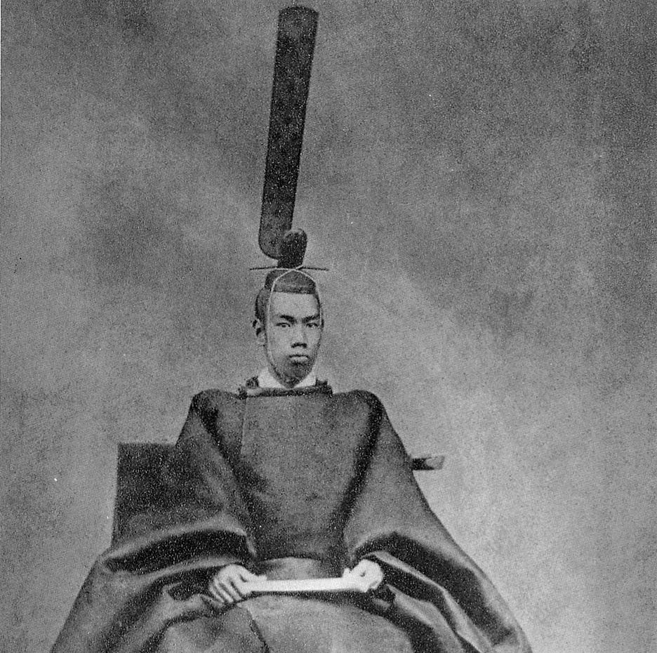 Традиции японских императоров, которые сложно понять
