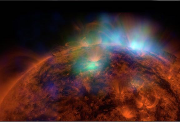 NASA опубликовало снимки «корональной дыры»