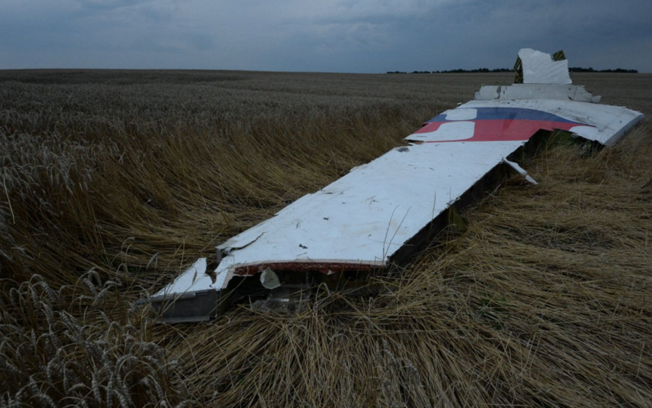 Нидерланды предложили России выплатить компенсацию родным жертв крушения MH17