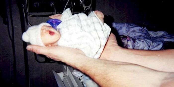 «Наша Дюймовочка»: спустя почти 13 лет после ее рождения, врачи не верят, что она жива