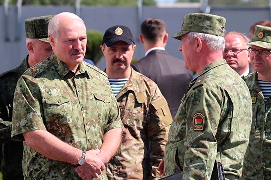 Лукашенко на границе