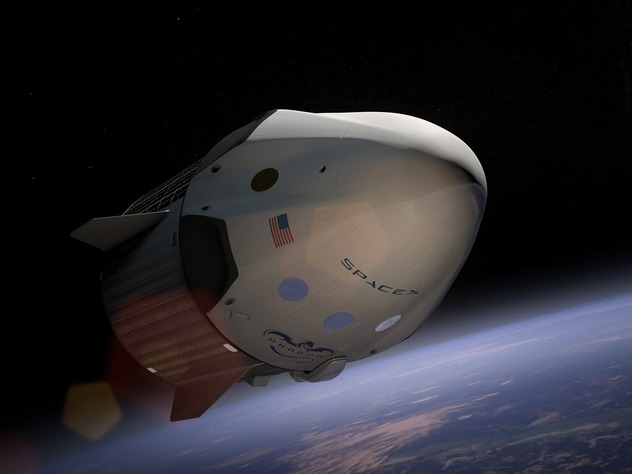 В середине 2019 года SpaceX планирует отправить первых туристов на Луну