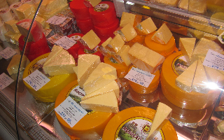 60% сыров в российских магазинах - фальсификат