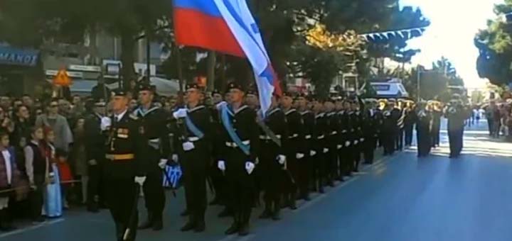 Реакция греков на русских моряков в Александруполисе заглушила собой мелодию марша