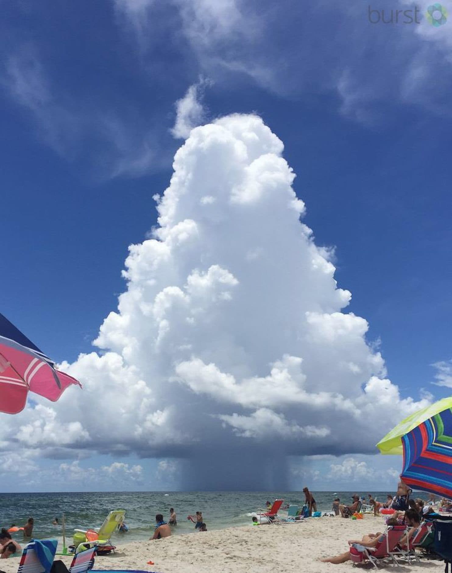 Странное облако в Алабаме опровергает все законы природы