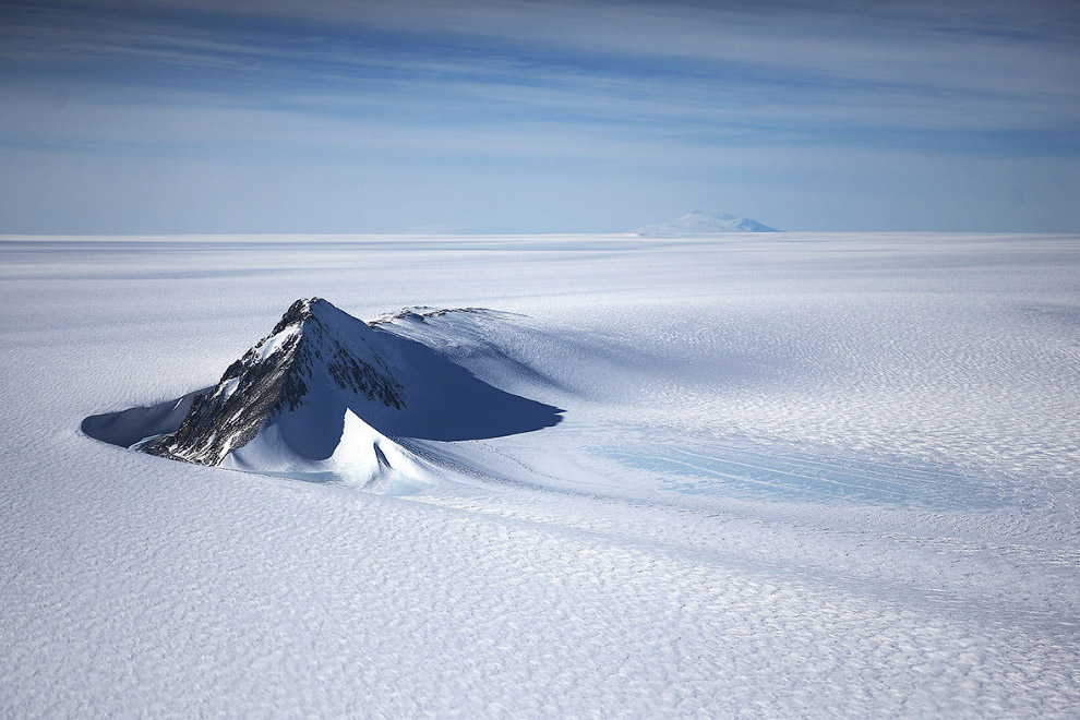 Антарктида может уйти под воду