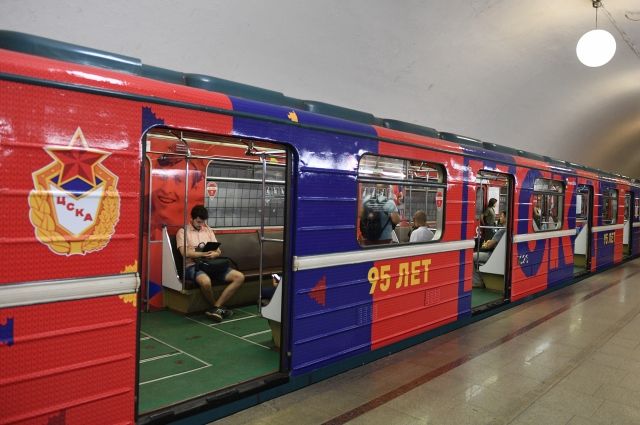 В столичном метро появился тематический поезд «ЦСКА»
