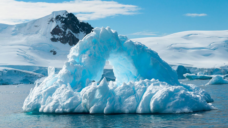 Антарктида попала во власть рекордного мороза