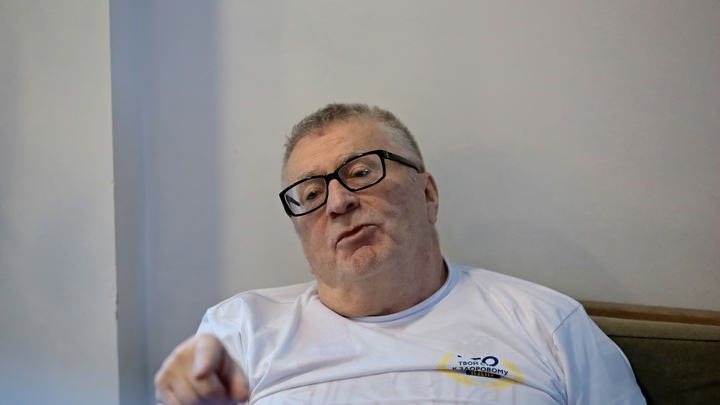 Жириновский придумал, что сделать с имуществом Петросяна и Степаненко