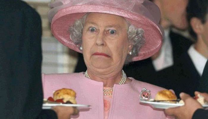 13 правил британской короны, которые не может нарушить даже королева