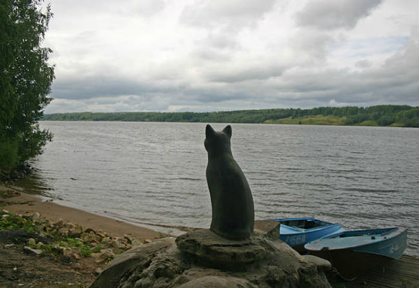Скульптура «Плёсская кошка»