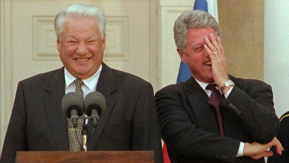 Как американцы скупали Госимущество при Ельцине