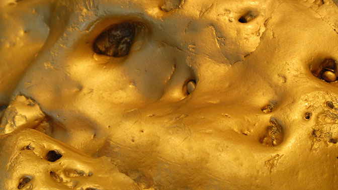 Валуны по 90 кг: шахтер случайно обнаружил месторождение золота в Австралии