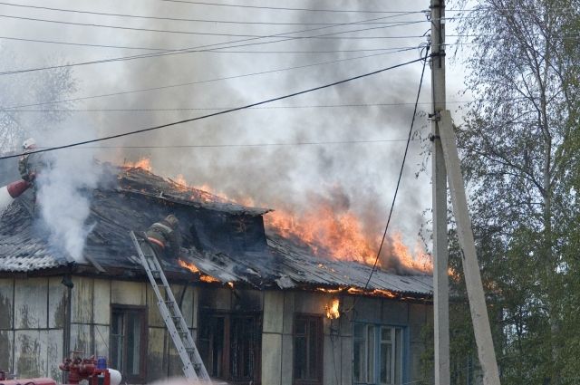 В Башкирии школьница спасла из горящего дома шесть братьев и сестер