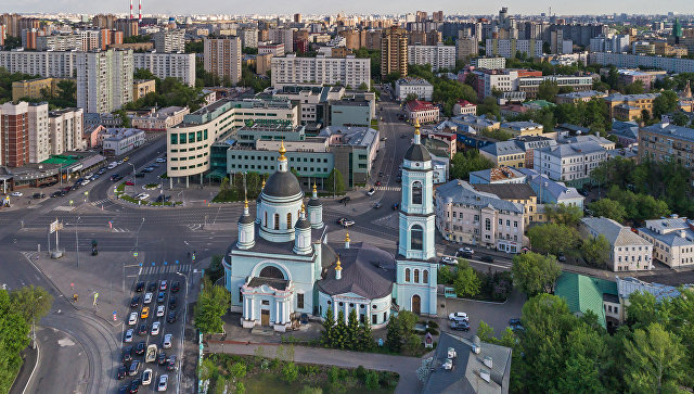В центре Москвы возле храма Сергия Радонежского нашли человеческие кости