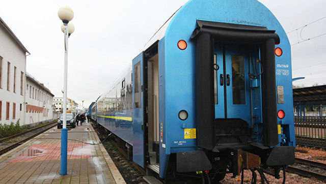 Украина потребует от России 30 тысяч вагонов