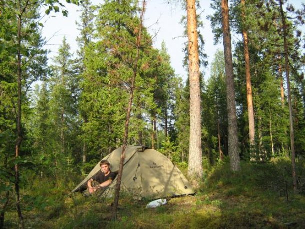 В Красноярском крае двое братьев сбежали в лес от долгов по кредитам