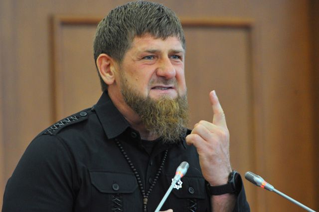 «Но и тебя воспитаем!» Кадыров заставил извиниться автобусного хулигана