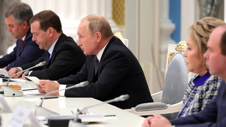 «Путин проснулся»: Делягин считает, что президент оценил «адекватность» правительства