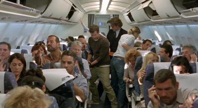 «Самолет молился хором, дети начинали терять сознание»: пассажиры рейса из Турции в Россию рассказали, как пережили разгерметизацию салона