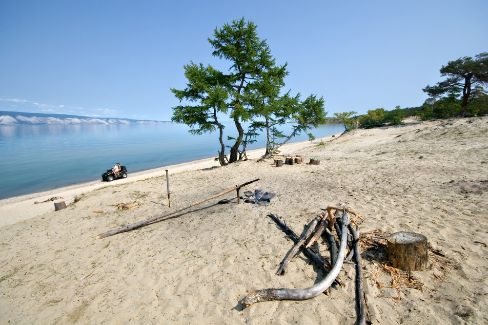 Берега Байкала могут покрыться песчаными барханами