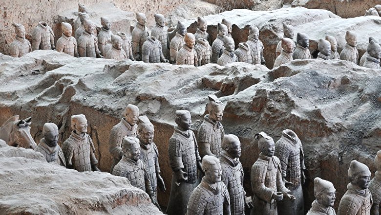 В Китае нашли миниатюрную терракотовую армию