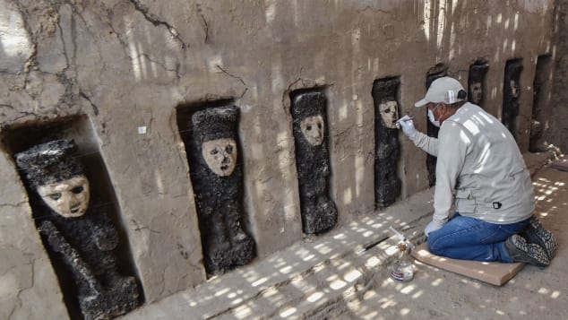 Необычные находки археологов в Перу и Мексике