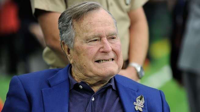 Умер Буш-старший.