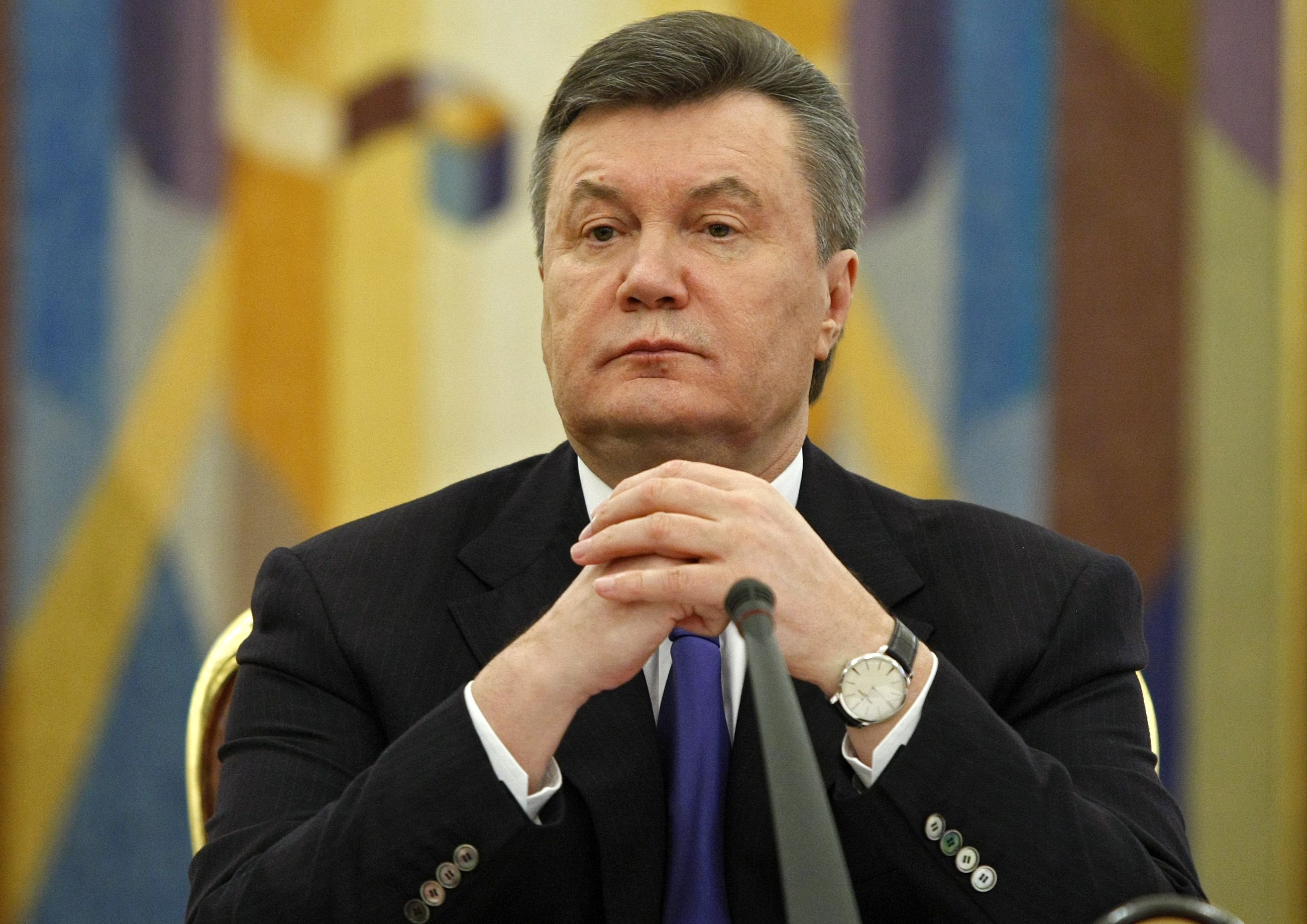 Янукович может покинуть Россию