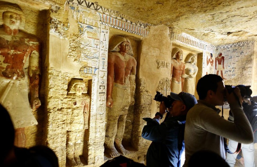 В Египте найдена нетронутая 4400-летняя могила. И она очень красива