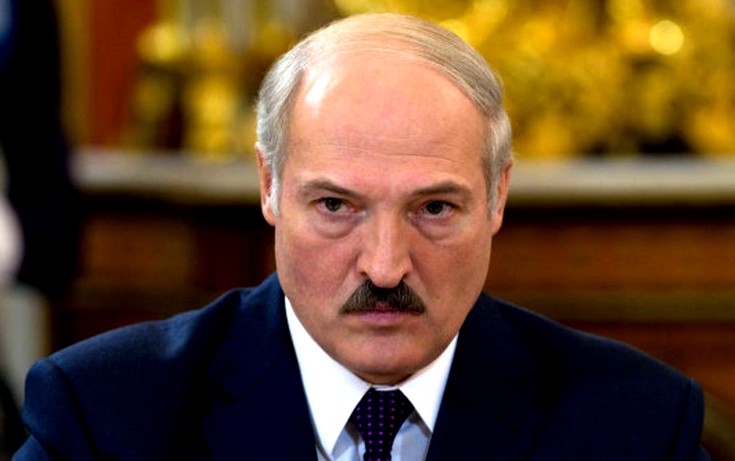 Лукашенко: Белоруссия сменит внешнюю политику из-за России