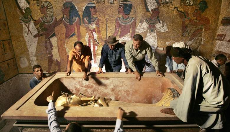 Египетский археолог считает, что ему удалось избежать «проклятия мумии», разгадав послание во сне