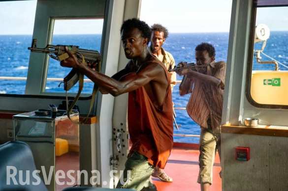 Пираты захватили российских моряков — подробности