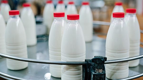 Продукты с заменителями молочных жиров начнут маркировать "открыто"
