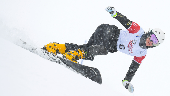 Россиянка Соболева взяла серебро на этапе Кубка мира по сноуборду